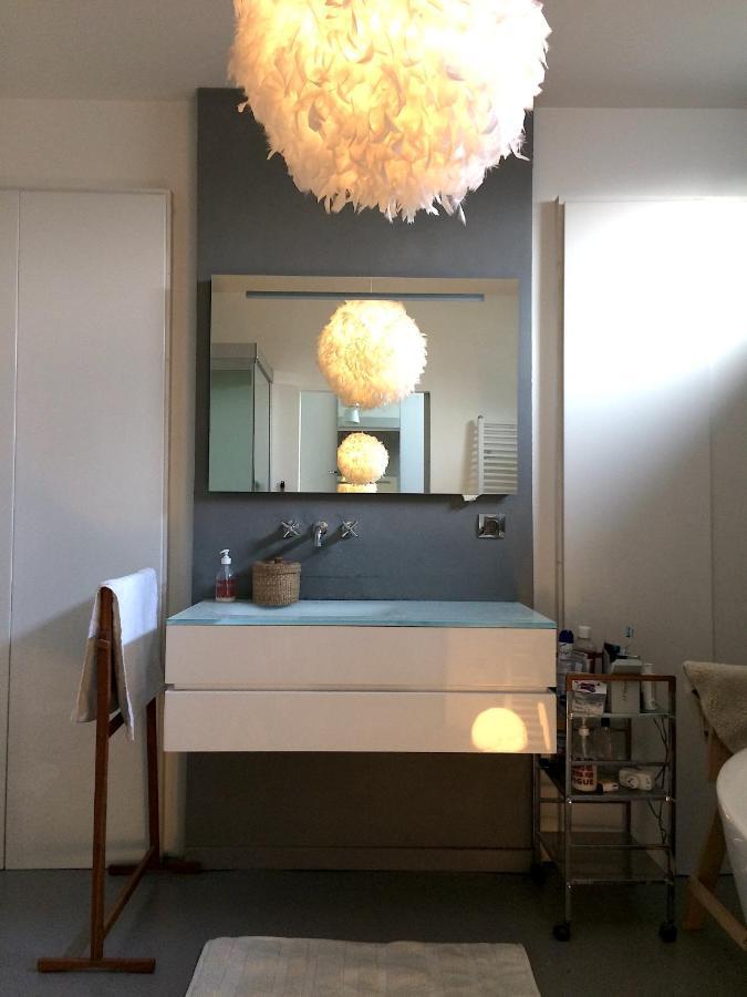 Hotel Grande Chambre + Chambre D'Appoint Ronchin Exterior foto